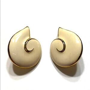 Vintage clip on earrings gold & cream enamel swirl